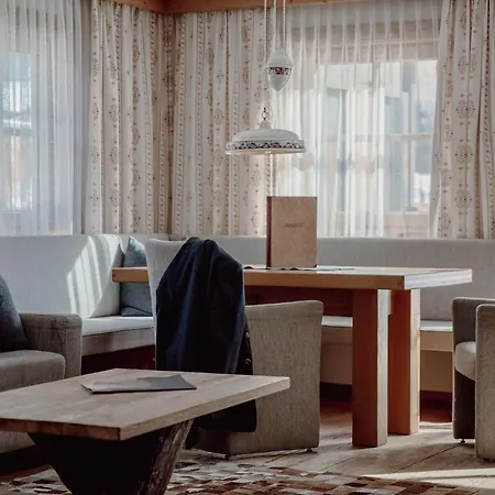 Hoagascht Apartman *