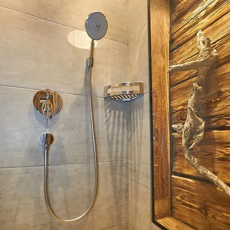 Hoagascht פלאכאו