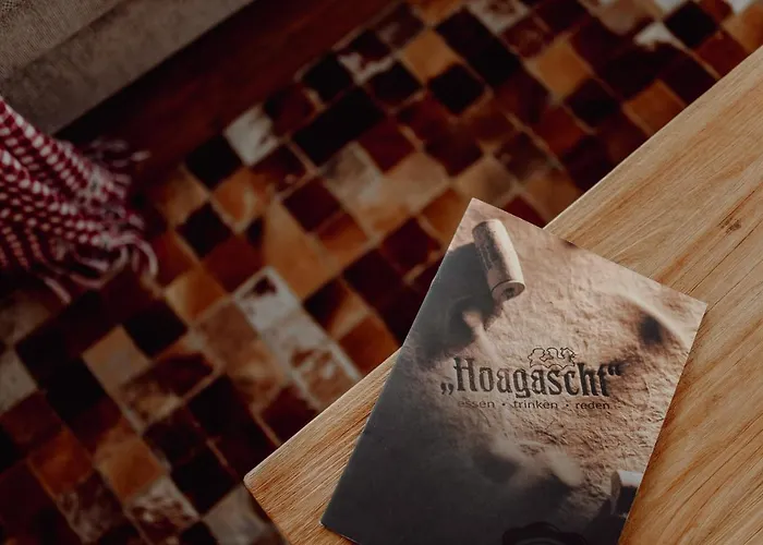 Hoagascht * فلاخاو